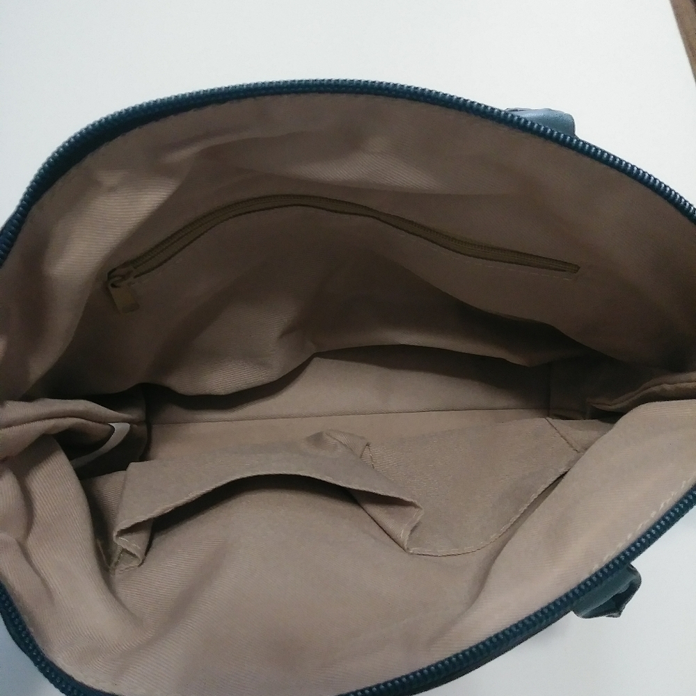 Handbag - Picture 4 of 4